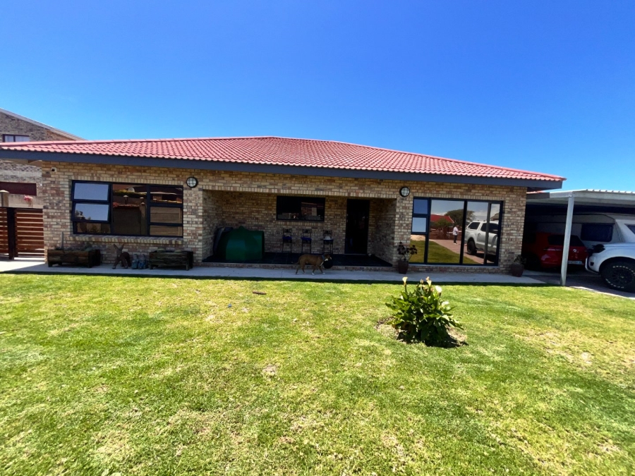 3 Bedroom Property for Sale in Wavecrest Eastern Cape